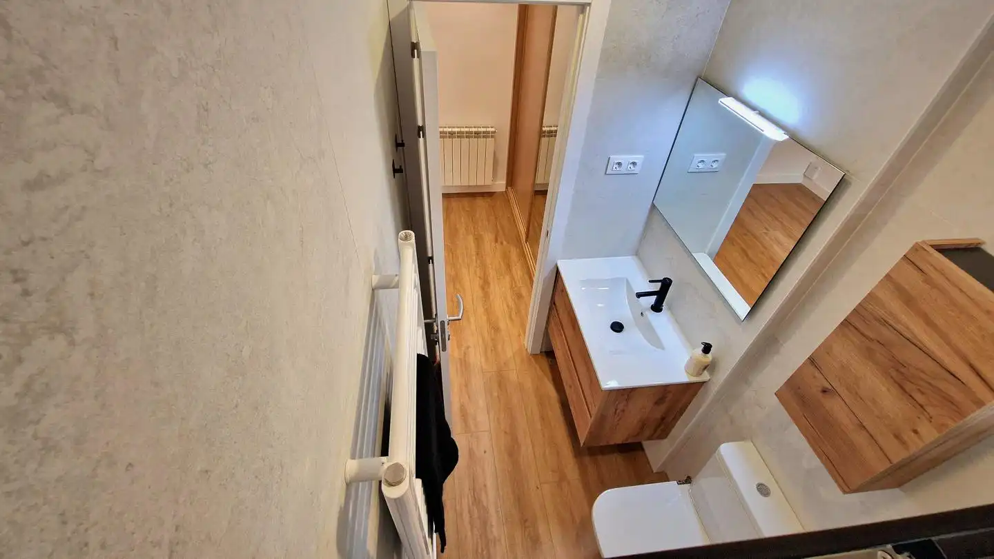 Badezimmer von Wohnung zum Verkauf in Madrid mit Klimaanlage