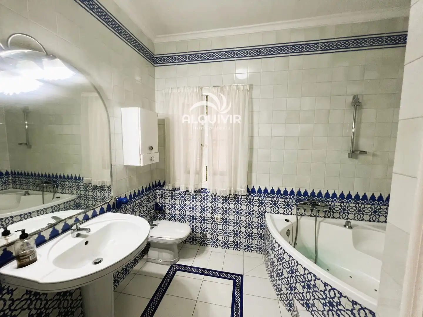 Baño de Casa o chalet en venta en Almonte con Terraza, Trastero y Piscina