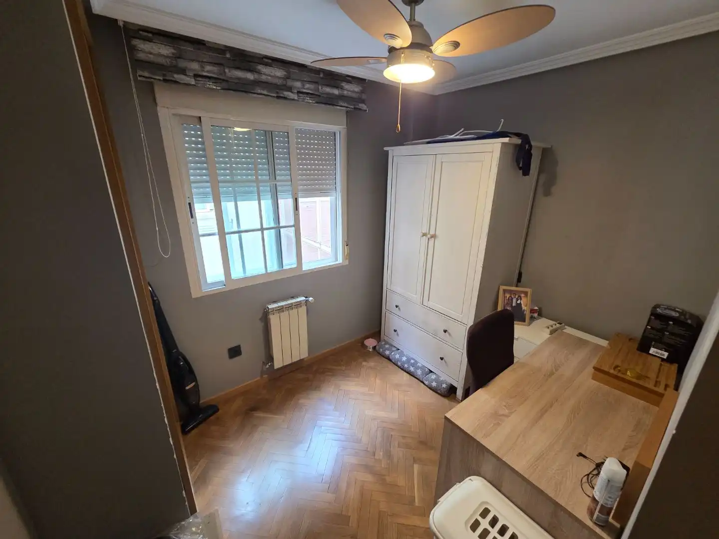 Bedroom of Flat for sale in Coslada  with Air Conditioner, Heating and Parquet flooring