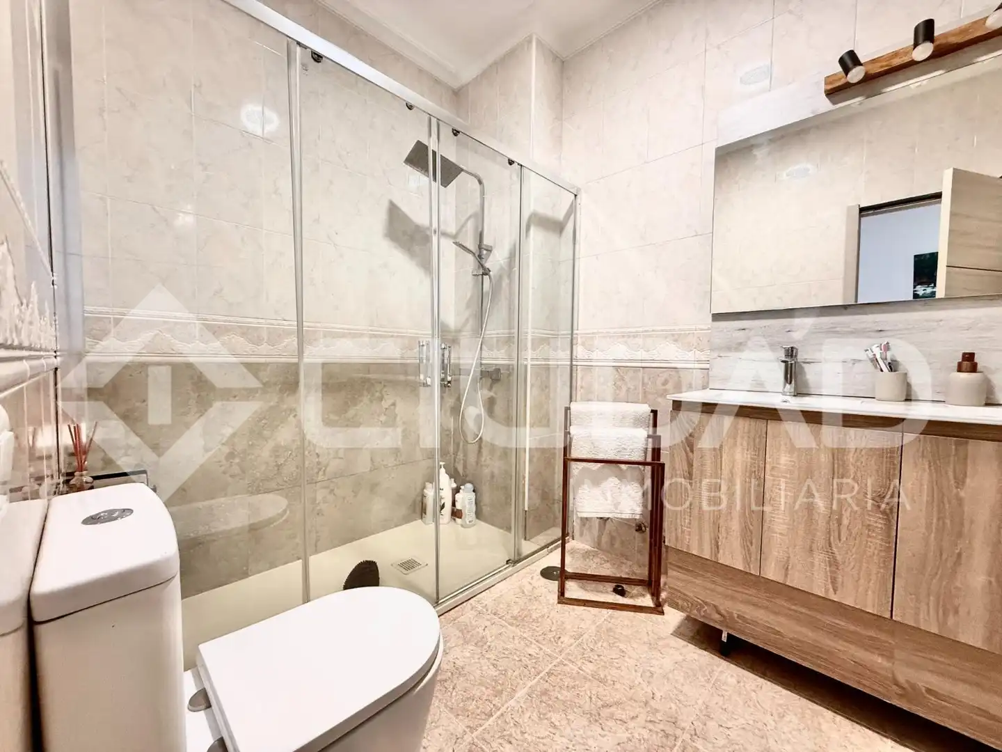 Bathroom of Flat for sale in Las Cabezas de San Juan