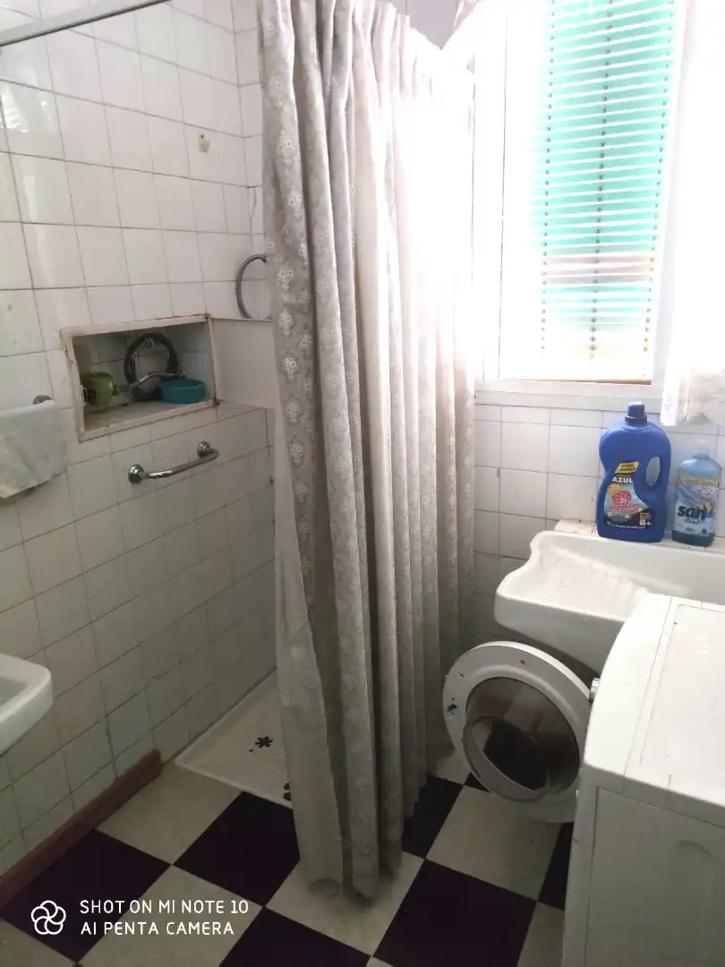 Bathroom of Houses for sale in Granada  with Storage room