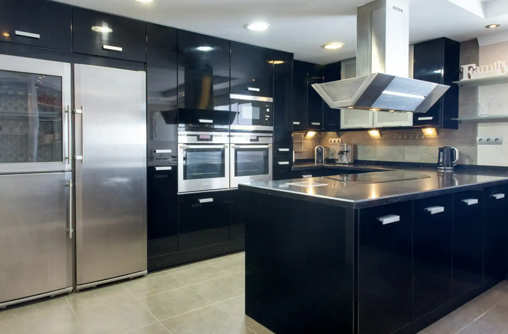 Chalet con piscina en venta en Elviria - Cabopino, imagen 9
