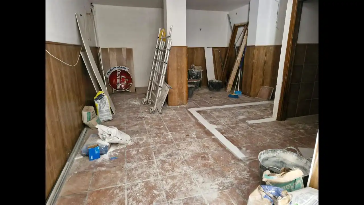 Business premises for sale in Europa, imagen 5