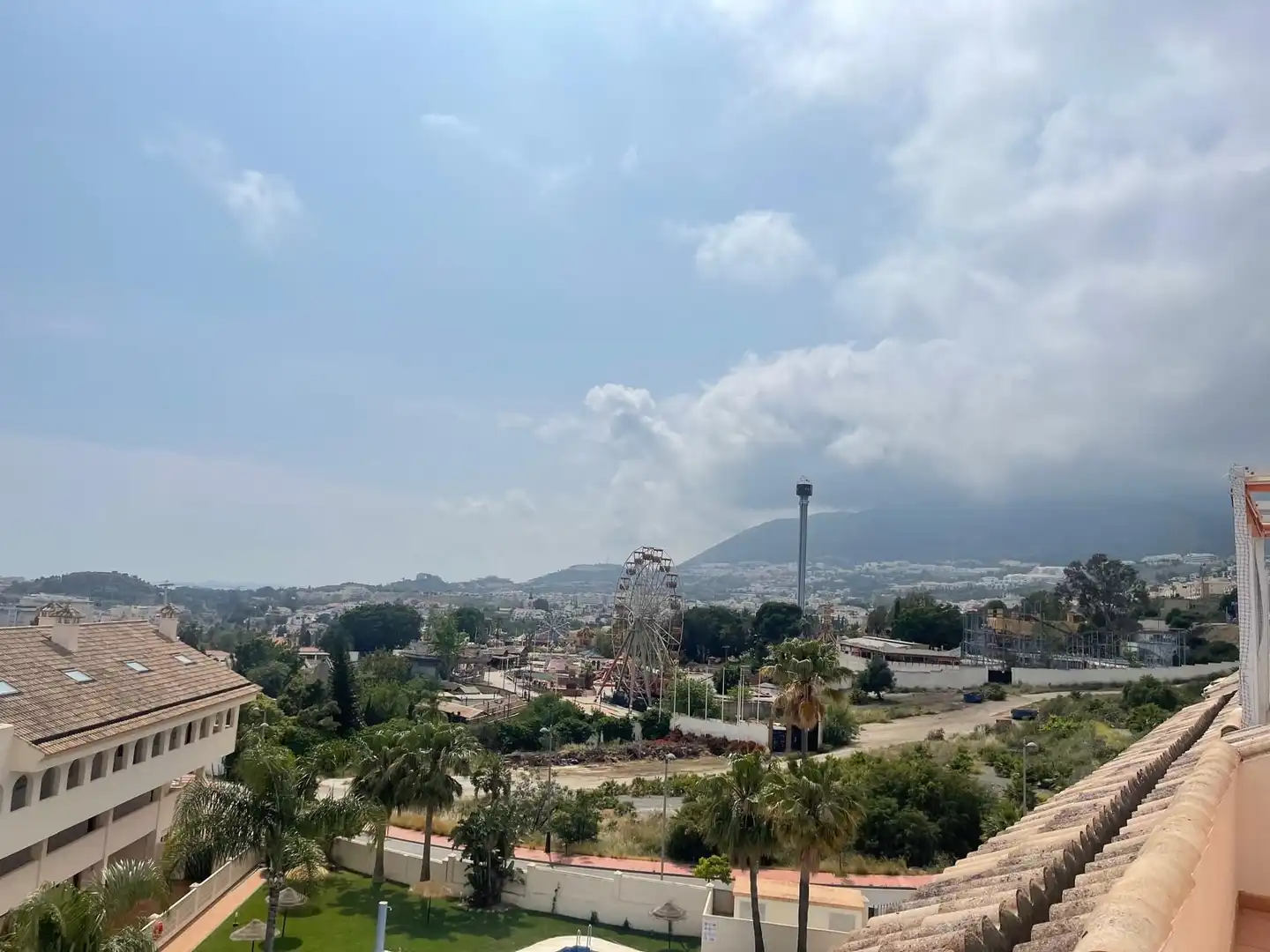 Vista exterior de Piso en venta en Benalmádena con Aire acondicionado, Terraza y Trastero