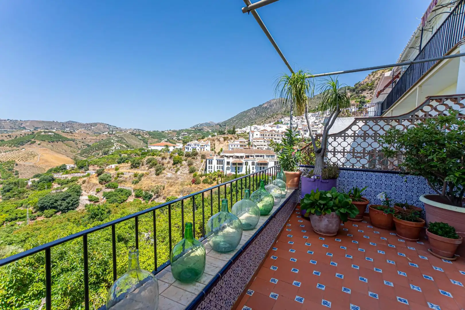 Terrassa de Casa o xalet en venda en Frigiliana amb Aire condicionat, Calefacció i Jardí privat