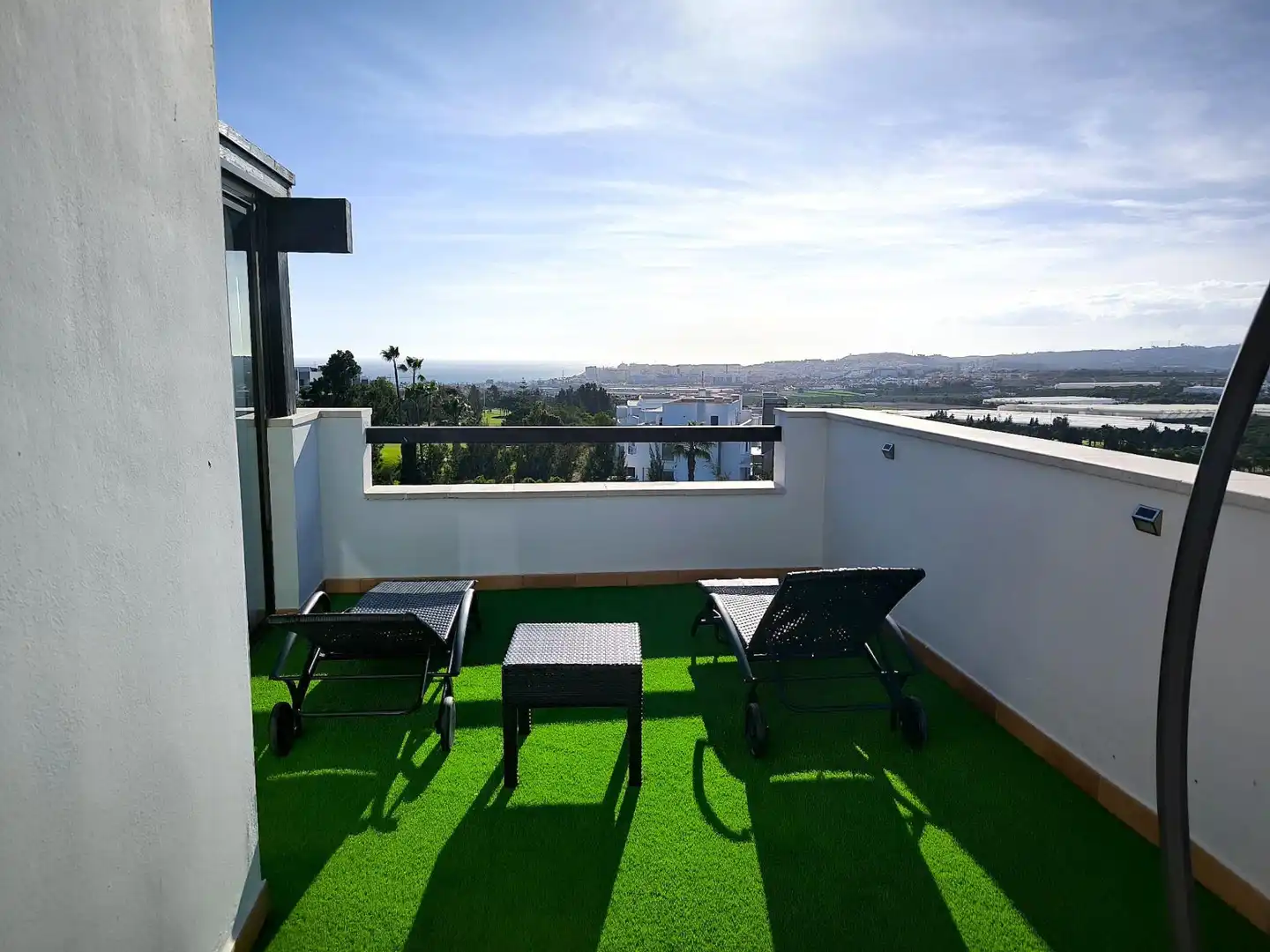 Terraza de Ático en venta en Vélez-Málaga con Aire acondicionado, Calefacción y Jardín privado
