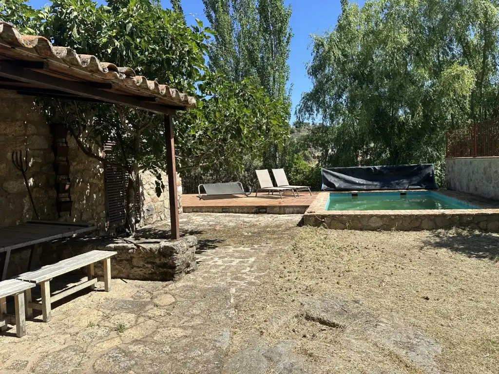 Piscina de Casa o chalet de alquiler en Valencia de Alcántara con Piscina