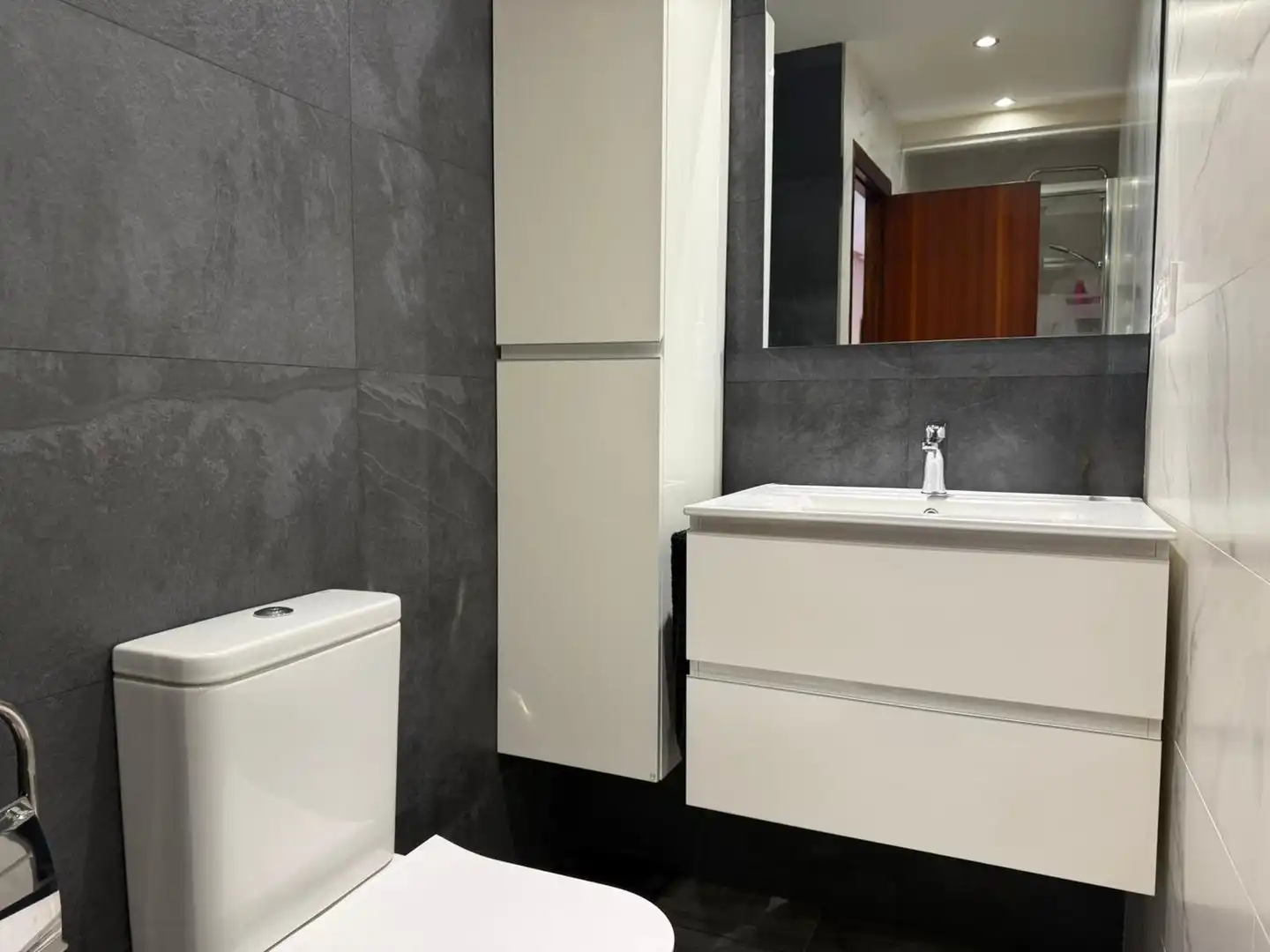 Badezimmer von Wohnung zum Verkauf in Mieres (Asturias) mit Heizung, Terrasse und Schwimmbad