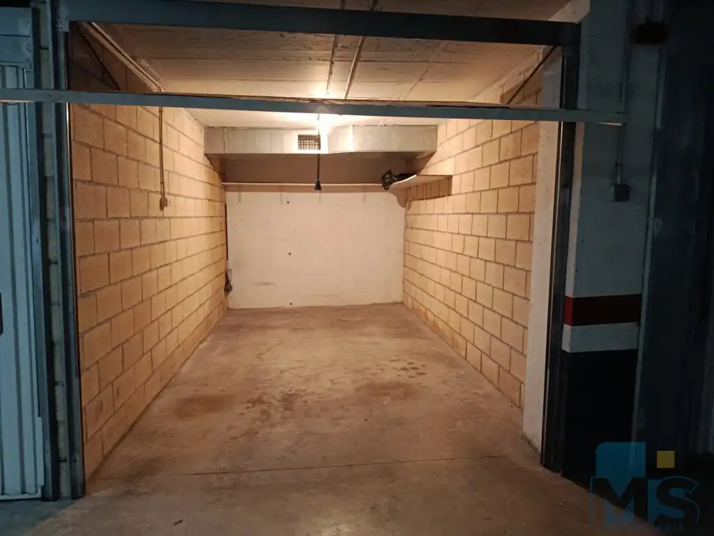 Garage for sale in Pasaia
