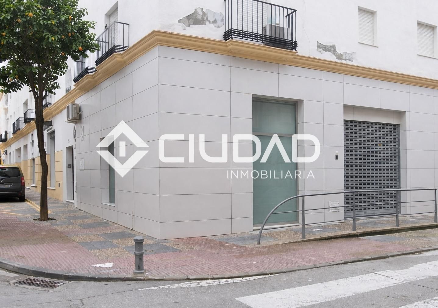 Vista exterior de Local en venda en Lebrija