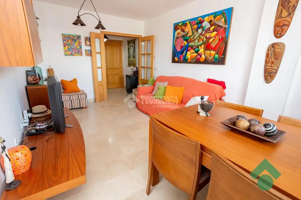 Wohnzimmer von Wohnung zum Verkauf in Algeciras mit Klimaanlage