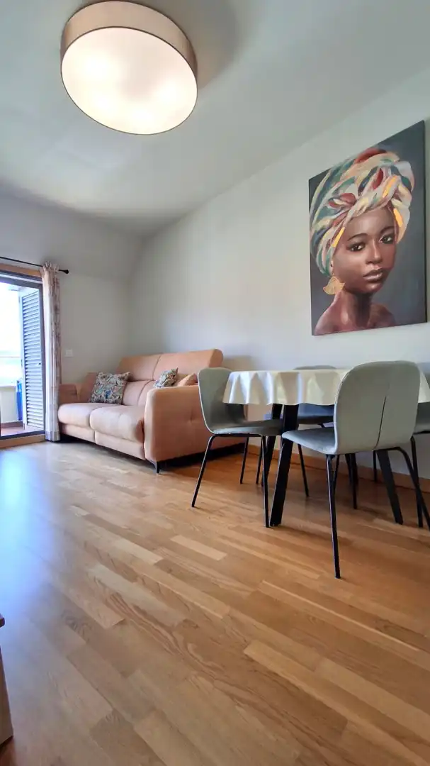 Sala d'estar de Àtic en venda en Boiro amb Calefacció, Terrassa i Traster