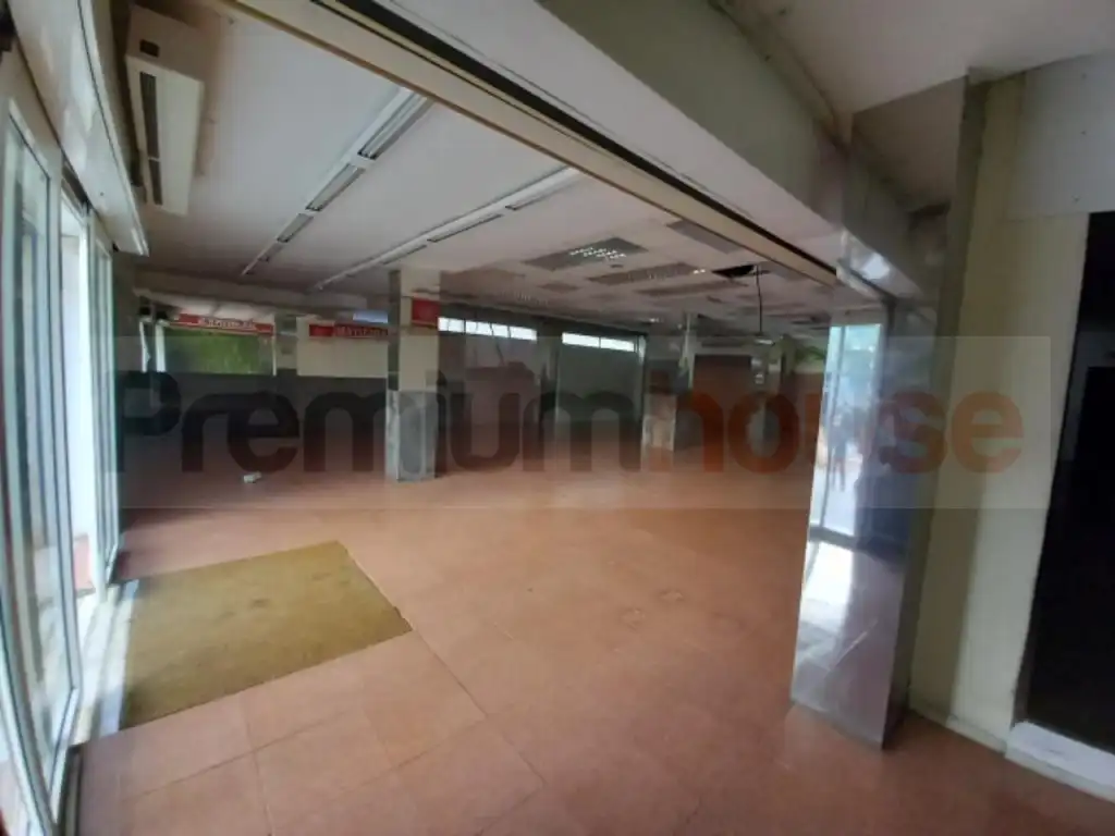 Gewerbefläche zum Verkauf in Avinguda de la Riera de Sant Llorenç, imagen 5