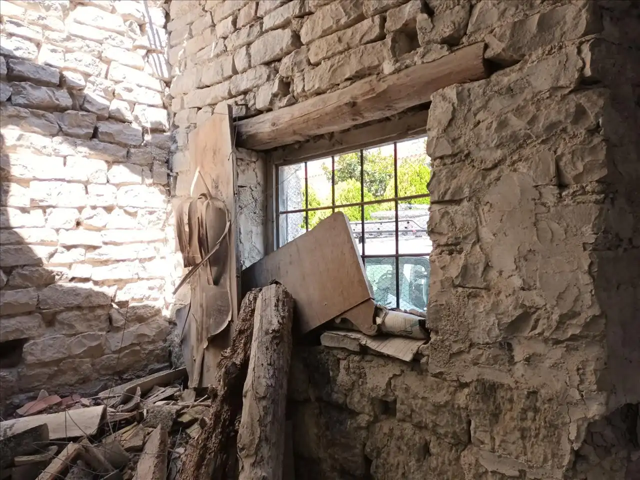 Fabrik Grundstücke zum Verkauf in Valfarta