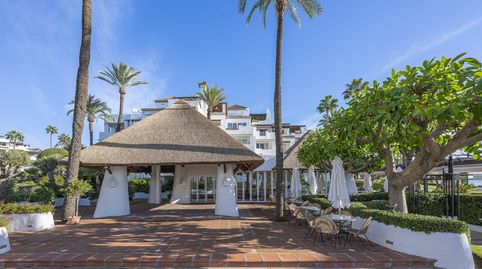 Exclusivo apartamento de 3 dormitorios y 3 baños en planta baja en la prestigiosa urbanización Alcazaba Beach, Estepona., imatge 4