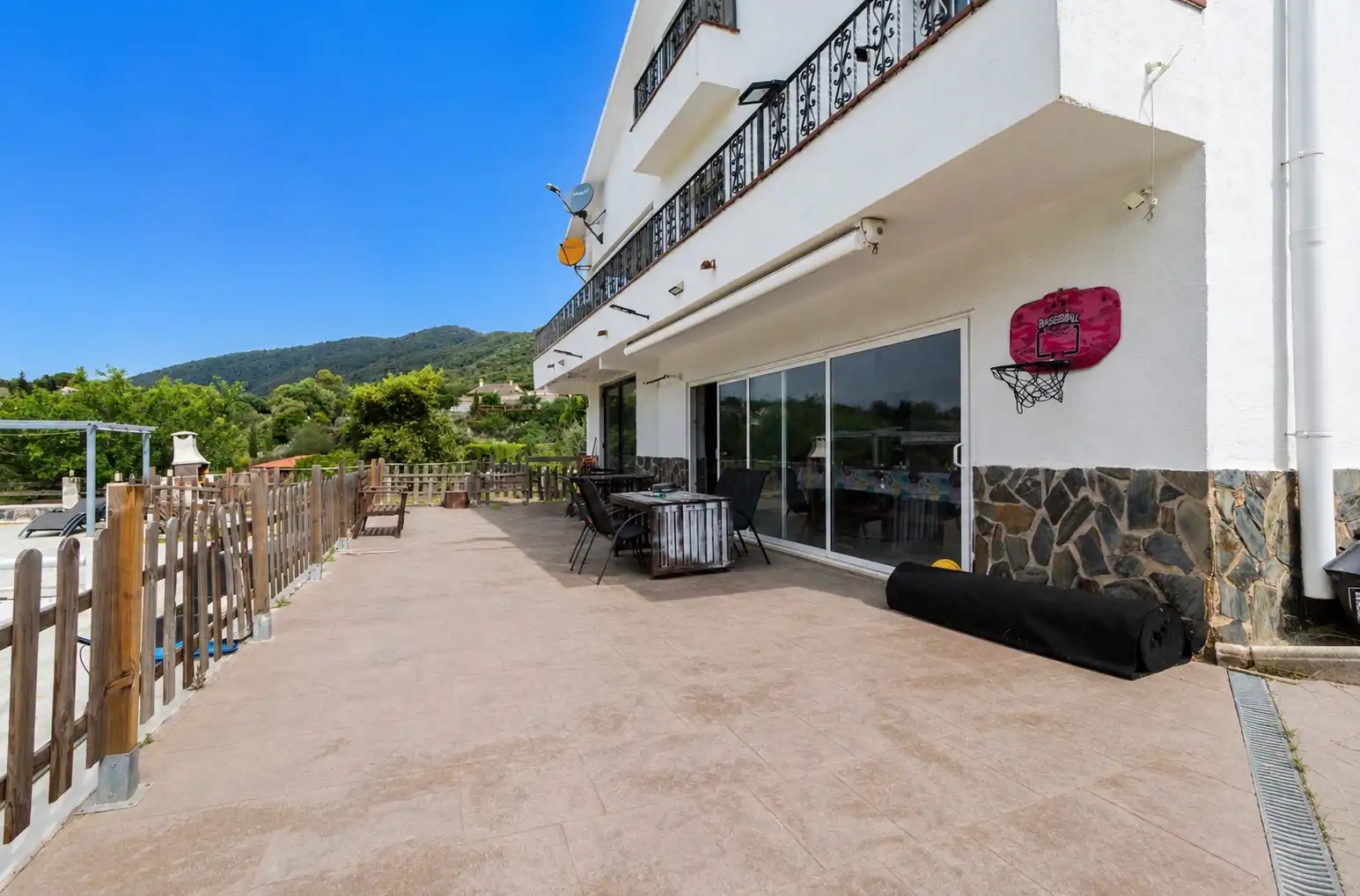 Terrassa de Casa o xalet en venda en Sant Cebrià de Vallalta amb Aire condicionat, Calefacció i Jardí privat