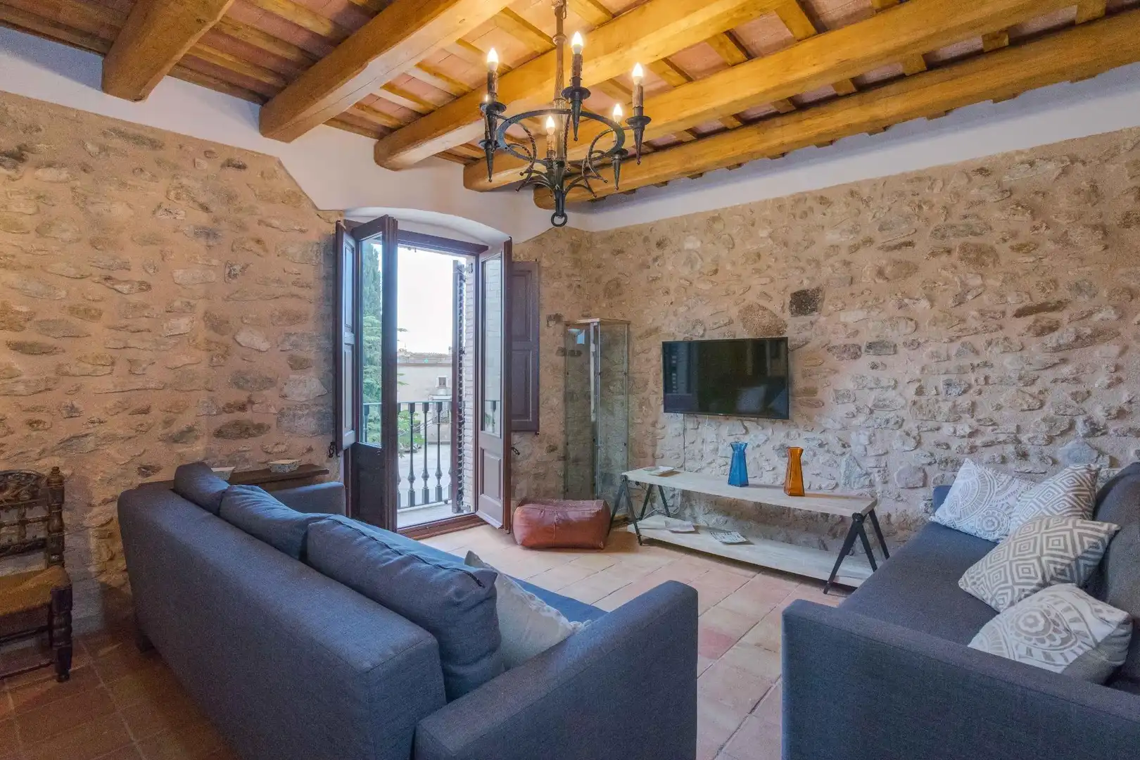 Apartments for rent in ESGLESIA, La Pera