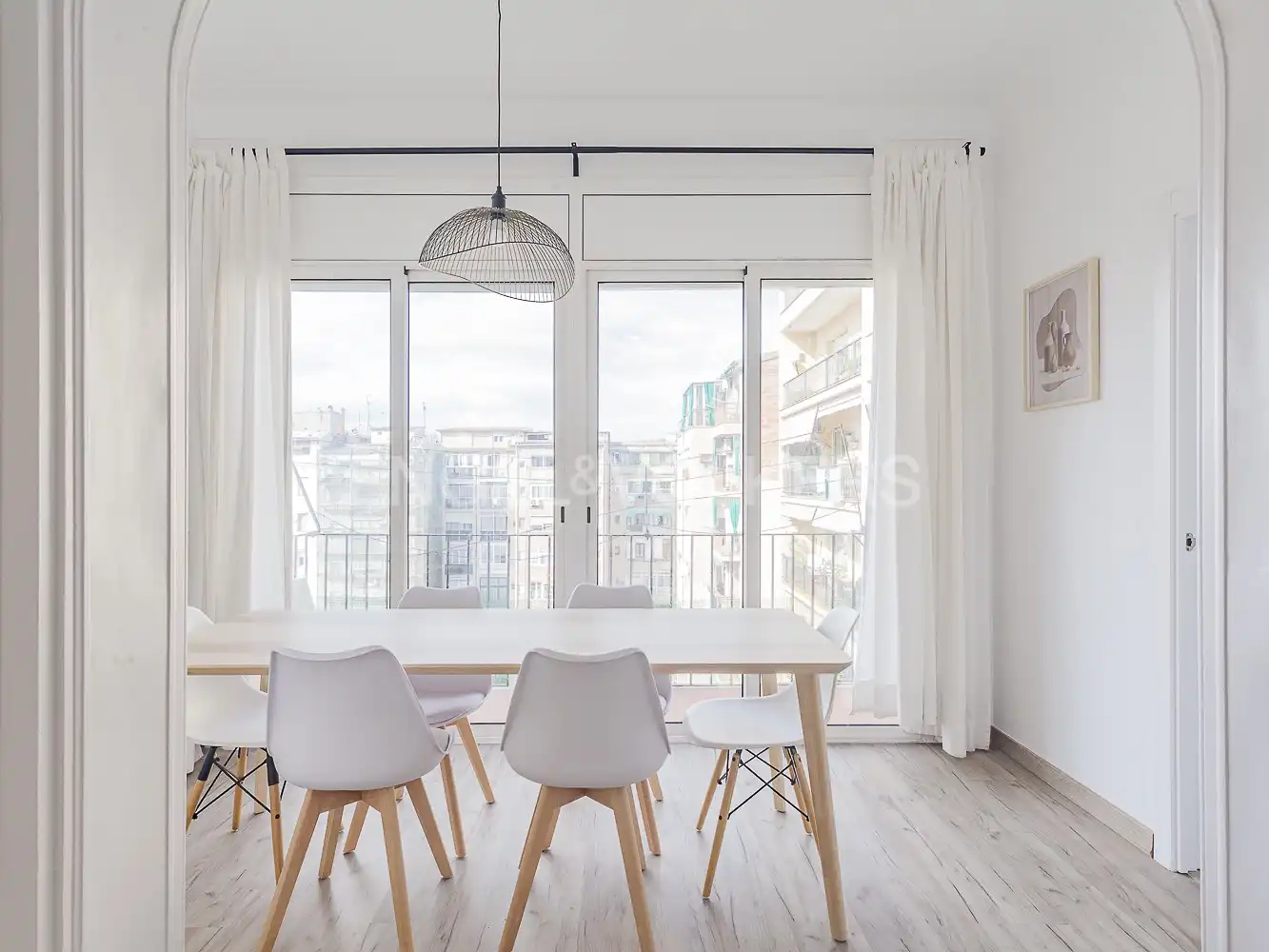 Comedor de Piso de alquiler en Barcelona con Aire acondicionado, Calefacción y Parquet
