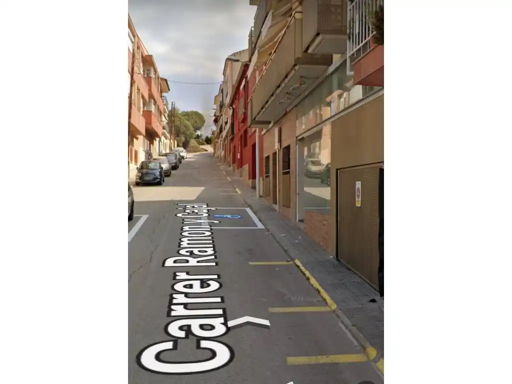 Außenansicht von Garage zum Verkauf in Tordera