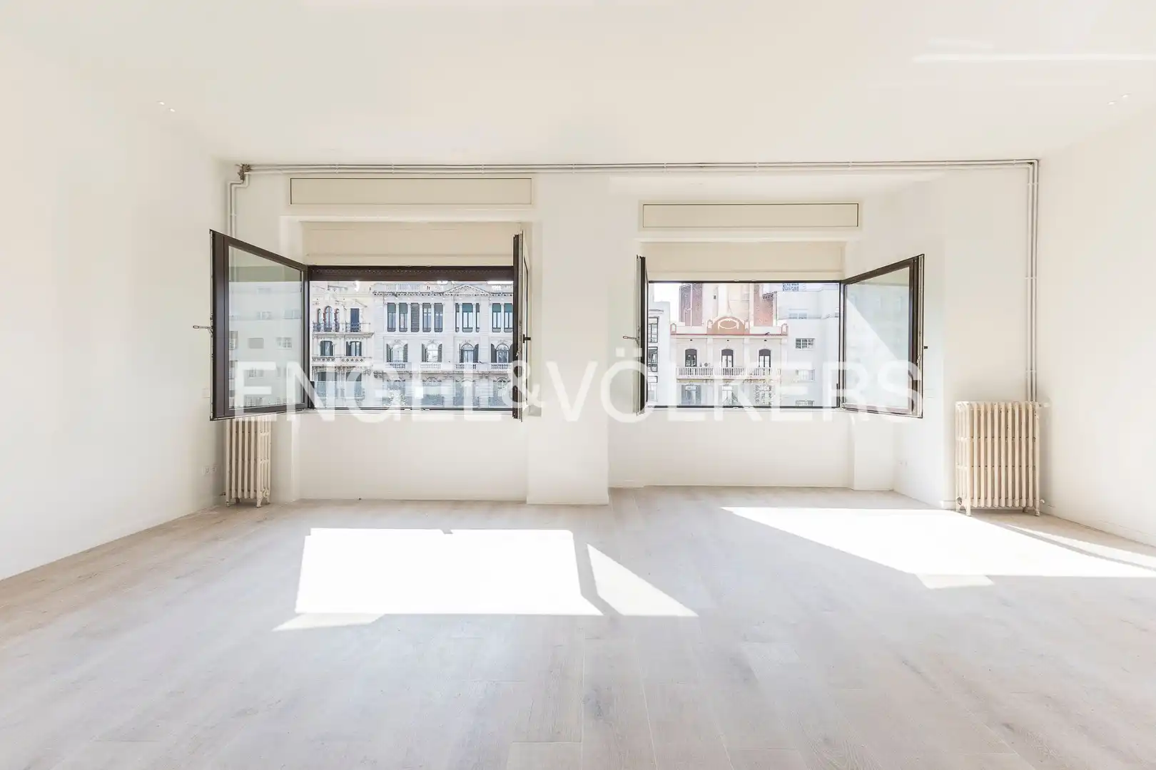 Sala de estar de Piso de alquiler en Barcelona con Aire acondicionado, Calefacción y Parquet
