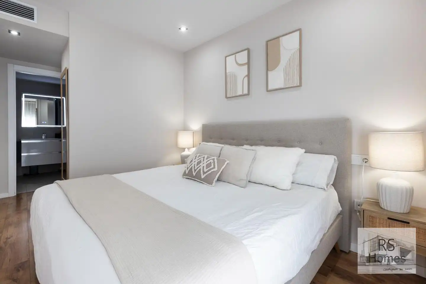 Habitación de Piso en venta en Valencia con Aire acondicionado, Calefacción y Trastero