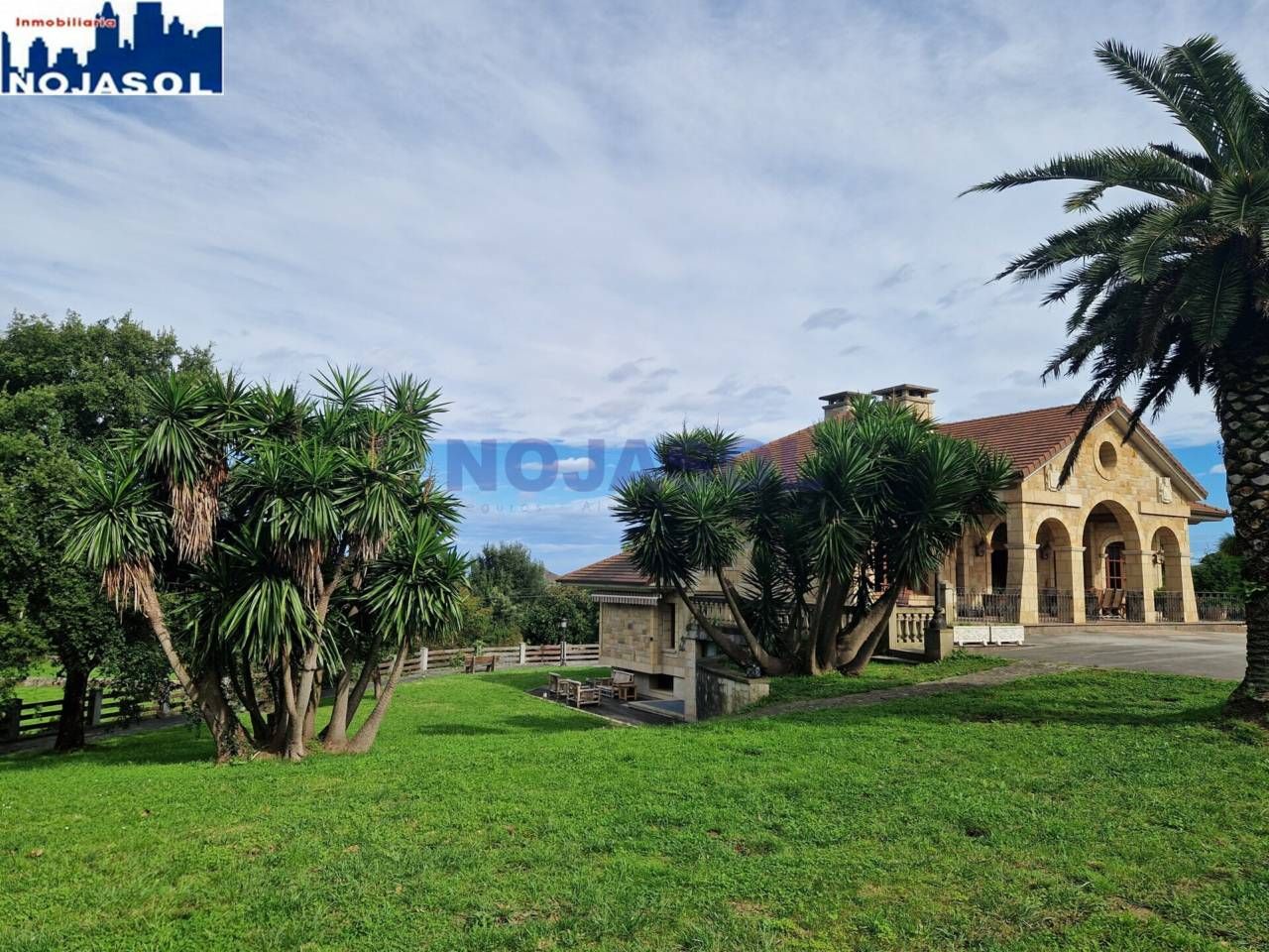 Casa o xalet en venda en Noja amb Aire condicionat, Calefacció i Jardí privat