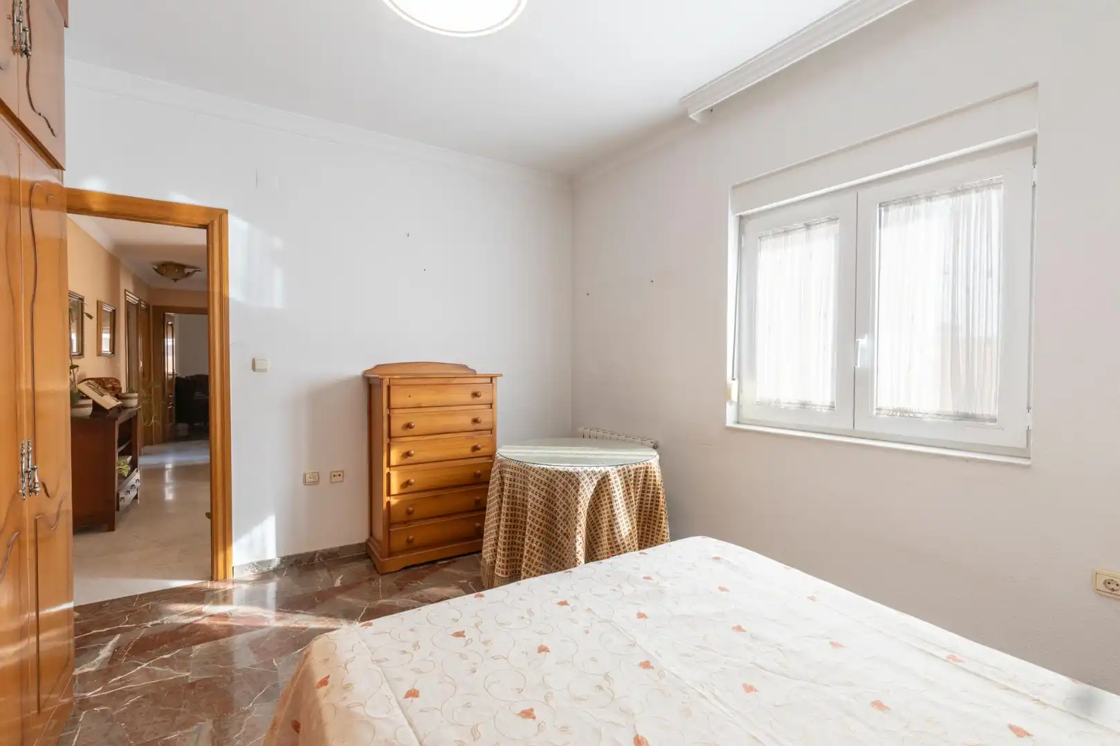 Habitación de Casa o chalet en venta en Las Gabias con Calefacción, Trastero y Balcón