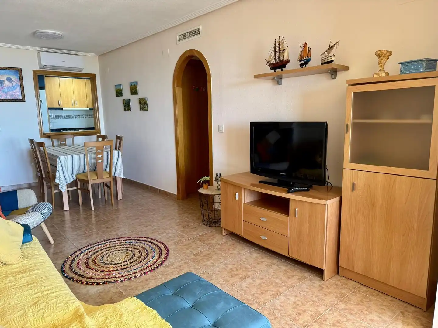 Living room of Apartments for rent in Alicante / Alacant  with Air Conditioner, Furnished and Community pool