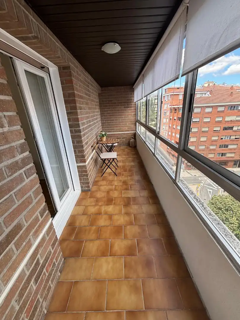 Balcony of Flat for rent in  Pamplona / Iruña  with Heating, Parquet flooring and Terrace