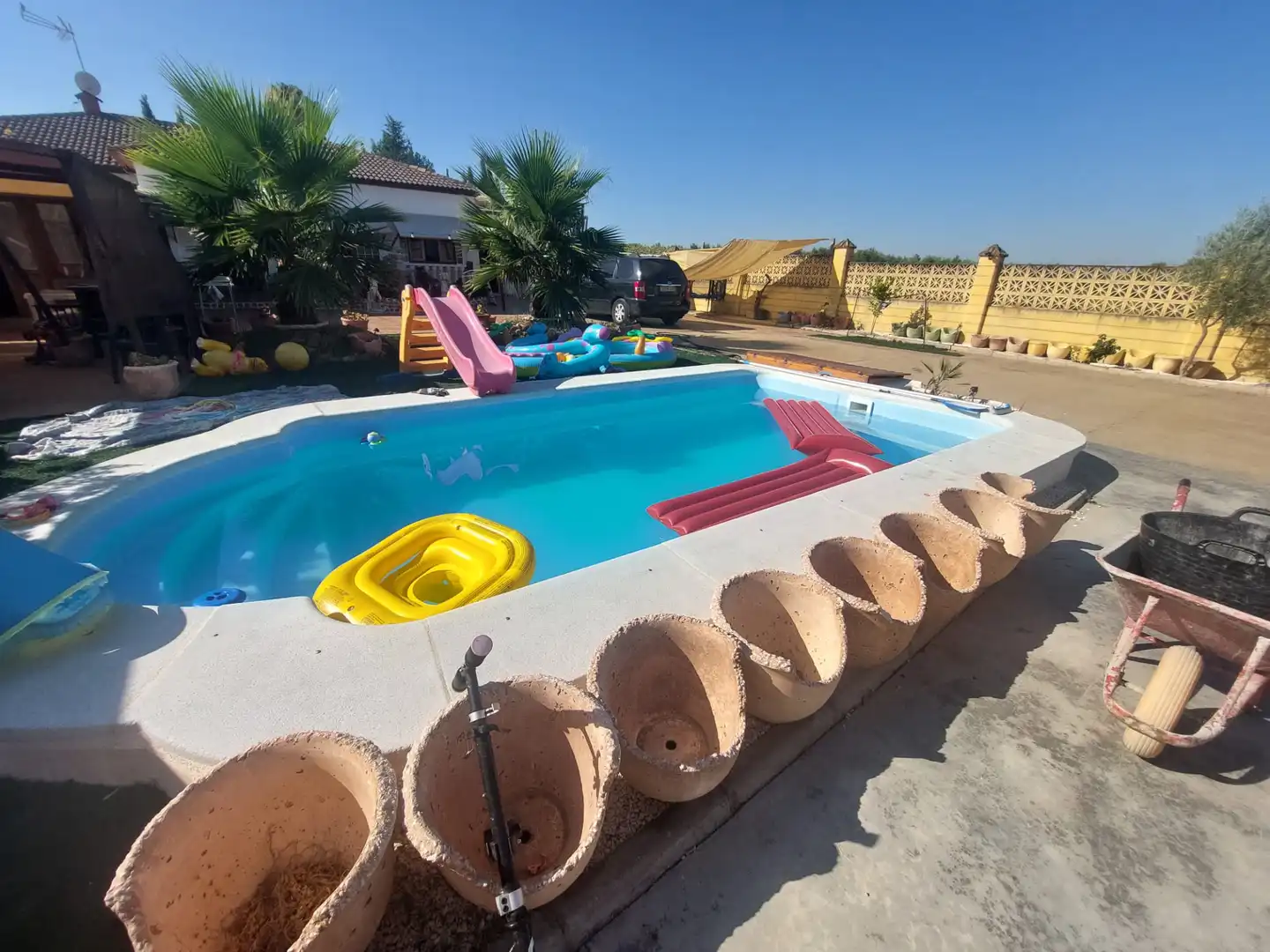 Chalet con piscina en venta en La Carlota, imagen 2