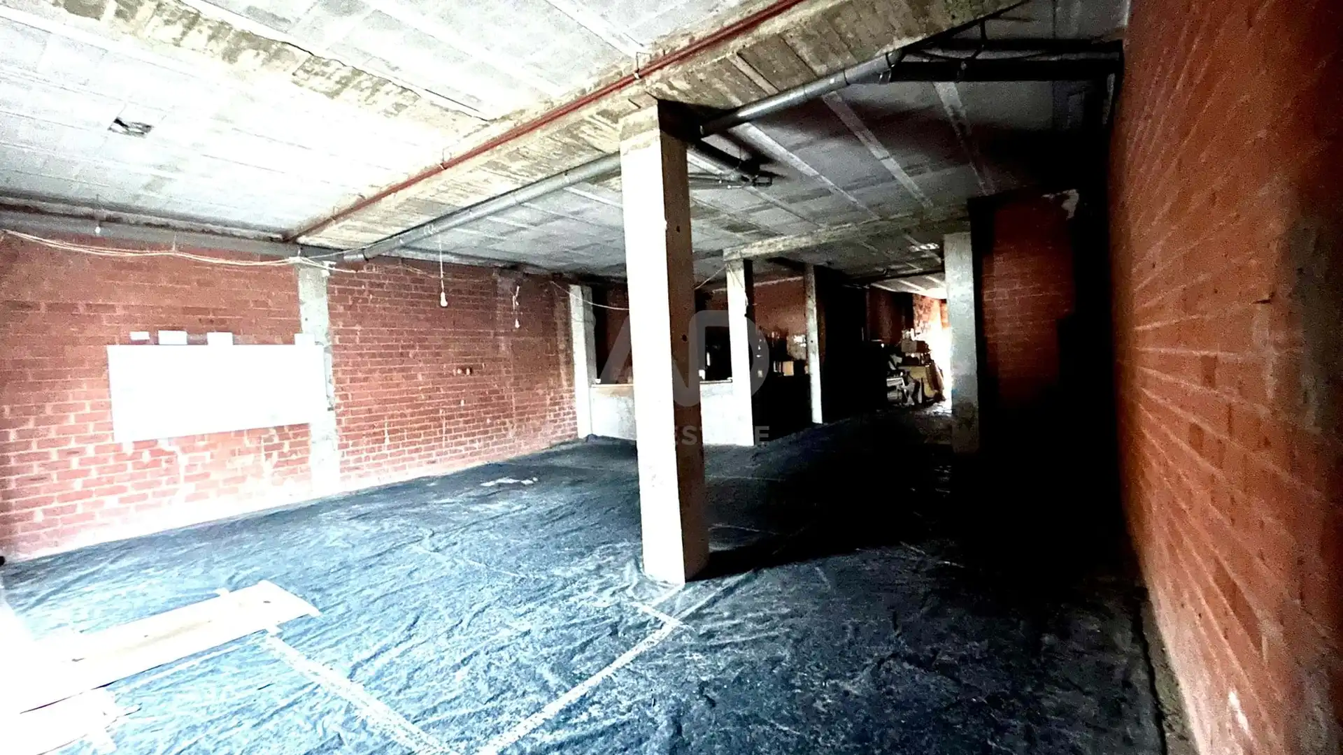 Local en venda en Valverde de la Virgen