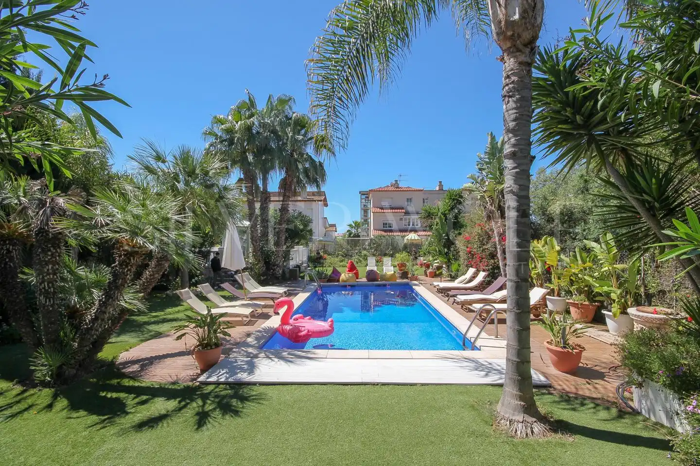 House with pool for sale in calle de la Sardana, imagen 6