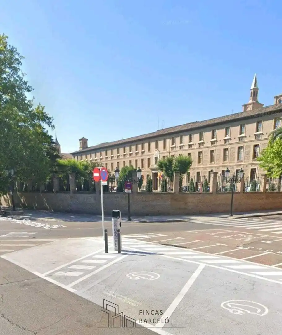 Aparcament en venda a Casco Histórico, imagen 5