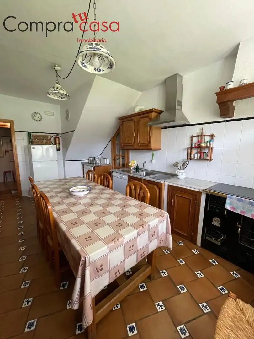 Cocina de Casa o chalet en venta en Valverde del Majano con Calefacción, Jardín privado y Terraza