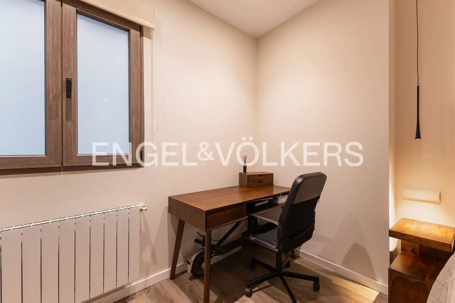 Wohnung zum Verkauf in Valencia mit Klimaanlage, Heizung und Terrasse