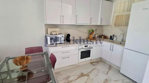 Foto 3 de Piso de alquiler en Los Cristianos, Arona