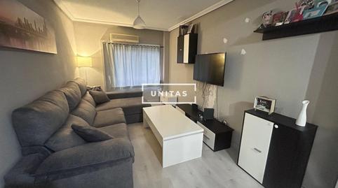 Foto 3 de Piso en venta en  Benefac.remedios Uriarte, 2, Carolinas Altas, Alicante / Alacant