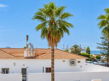 Mini appartamento con balcone in vendita a Avinguda del Port