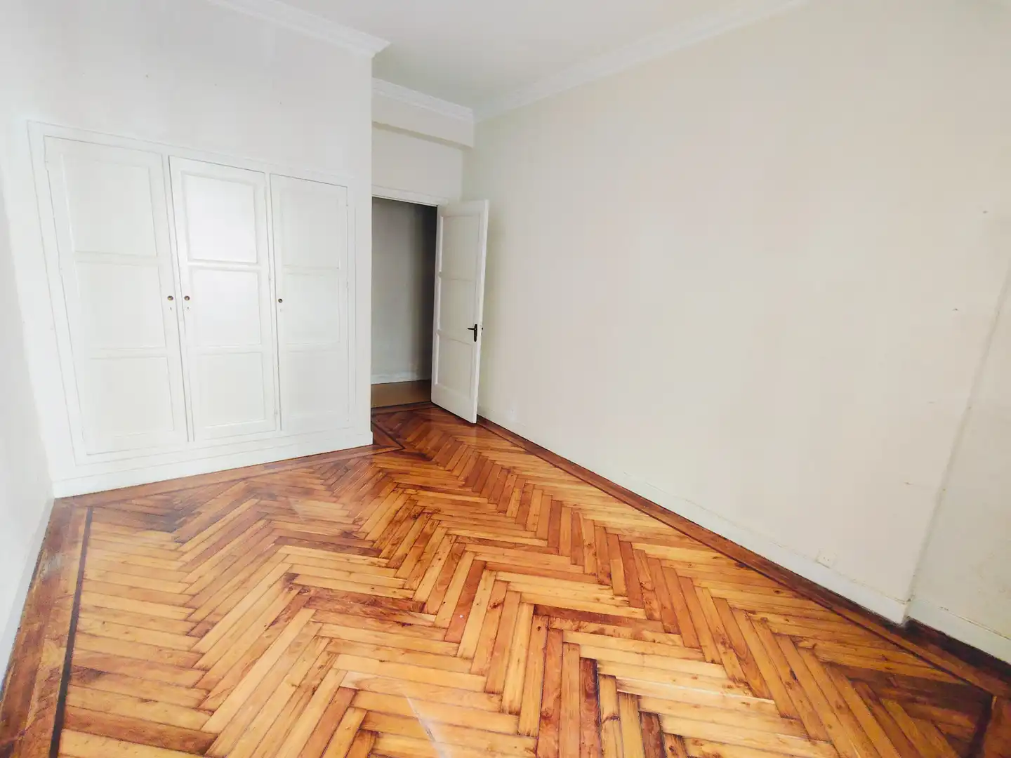 Dormitori de Pis en venda en Santander amb Parquet i Terrassa
