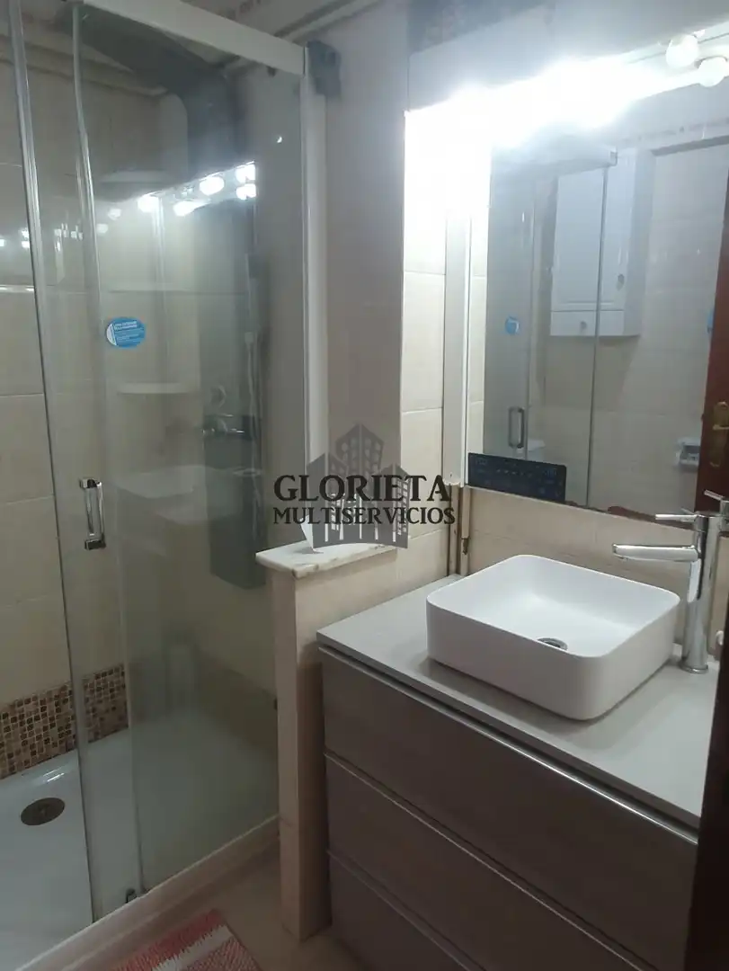 Bathroom of Flat for sale in Vigo   with Heating, Parquet flooring and Storage room