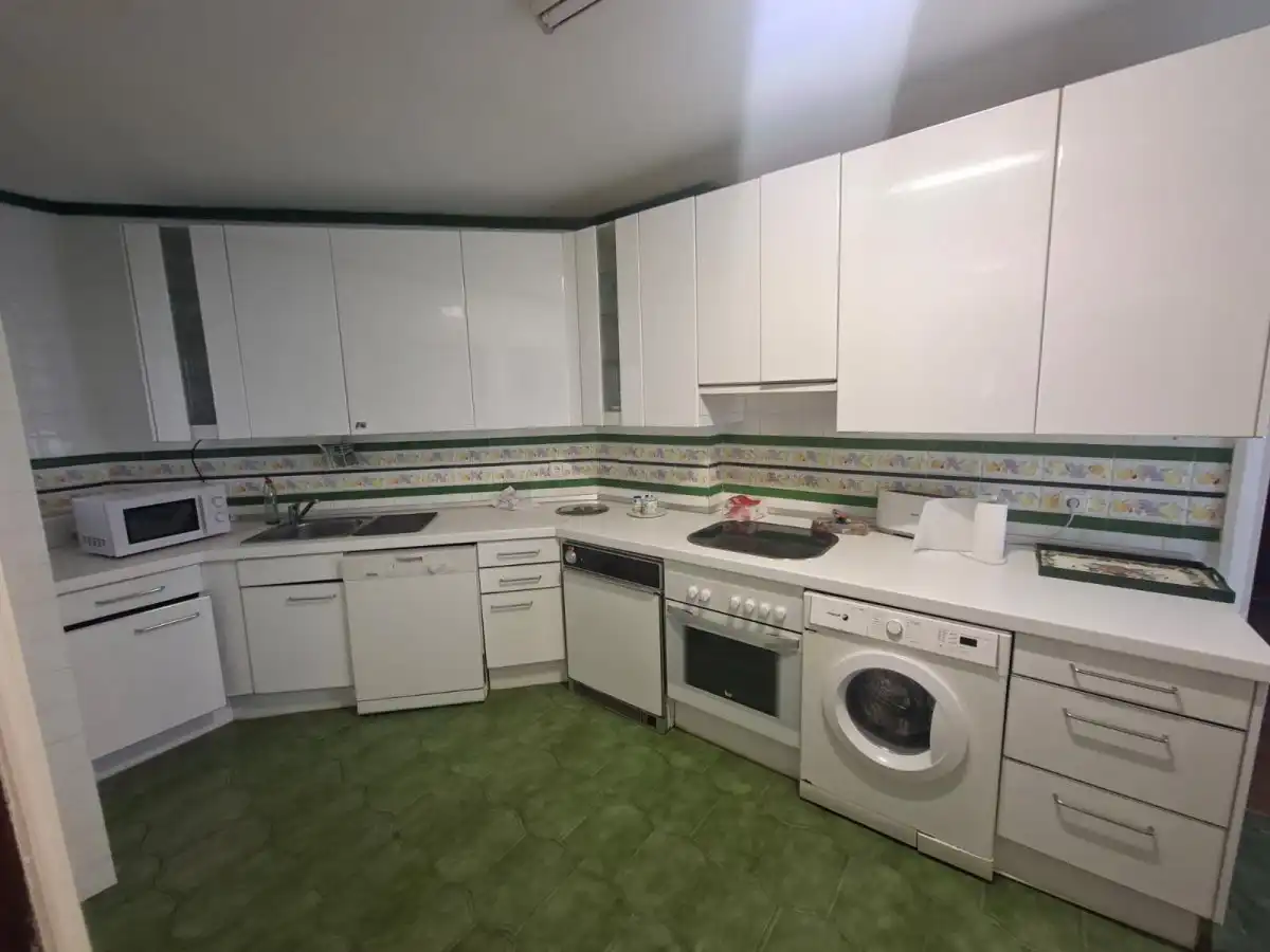 Cuina de Pis en venda en Vitoria - Gasteiz amb Calefacció, Parquet i Terrassa