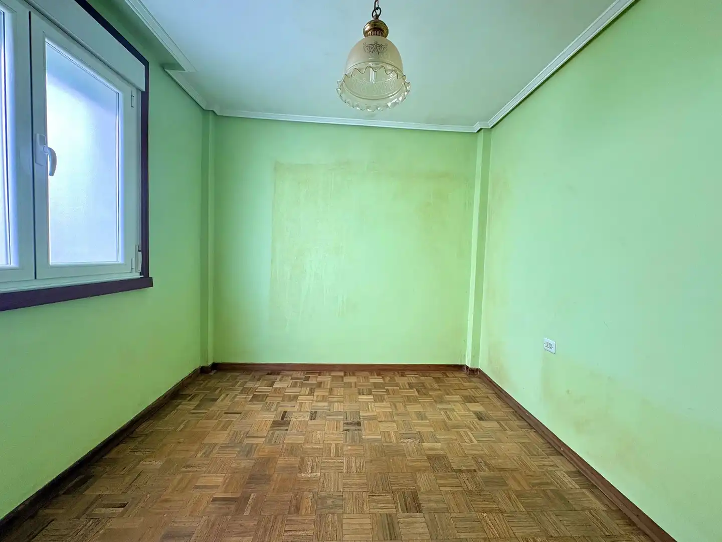 Schlafzimmer von Wohnung zum Verkauf in Oleiros mit Heizung
