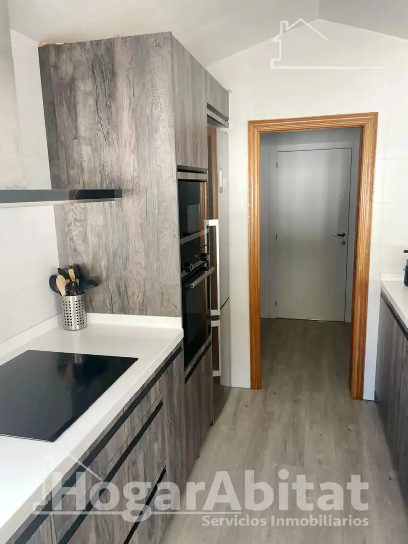 Cocina de Casa o chalet en venta en Chiva con Aire acondicionado, Calefacción y Jardín privado