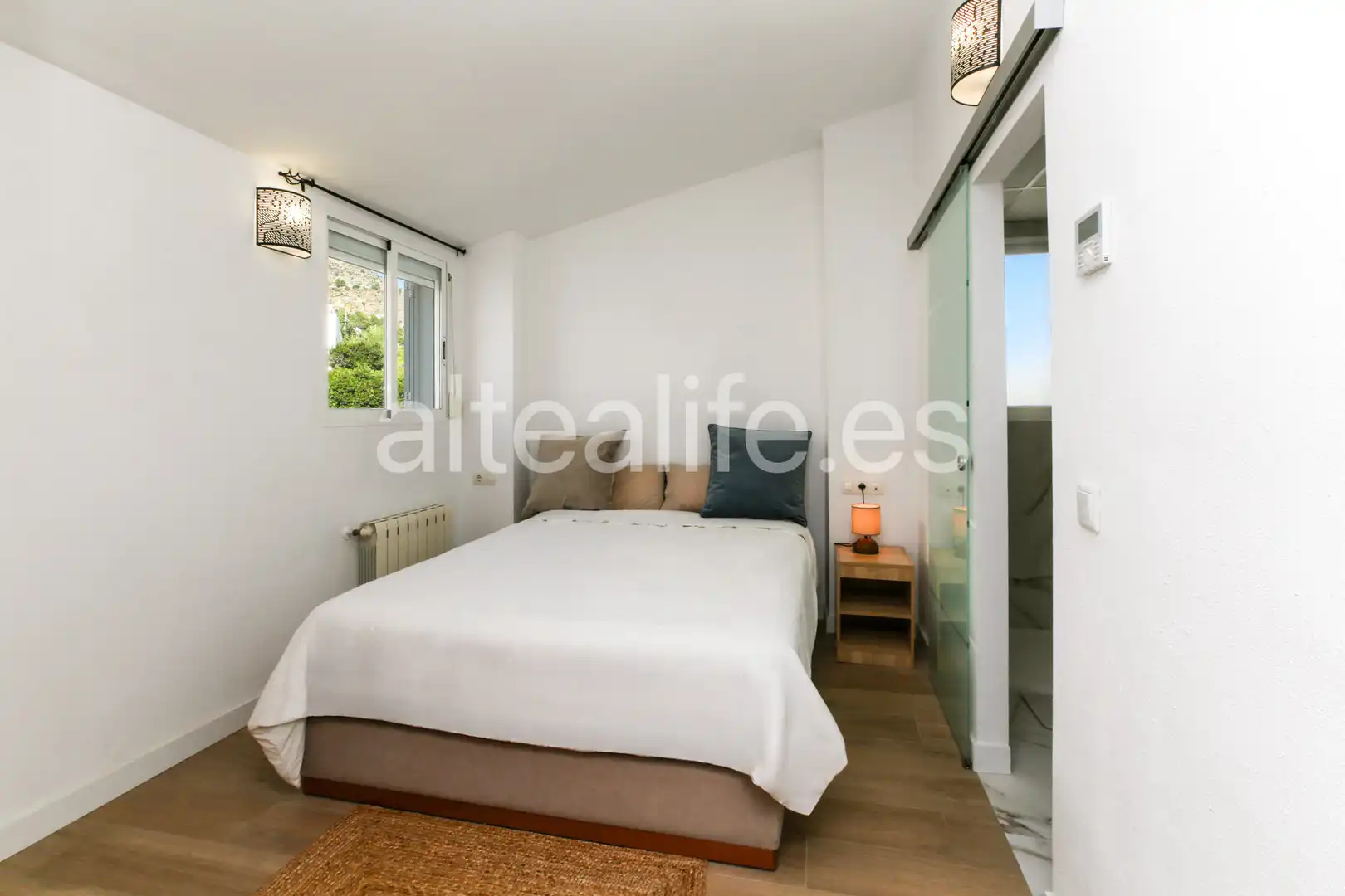 Schlafzimmer von Wohnungen zur Miete in Altea mit Klimaanlage, Heizung und Terrasse