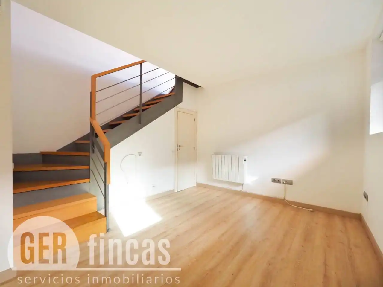 Schlafzimmer von Maisonette zum Verkauf in Terrassa mit Klimaanlage, Heizung und Parkett