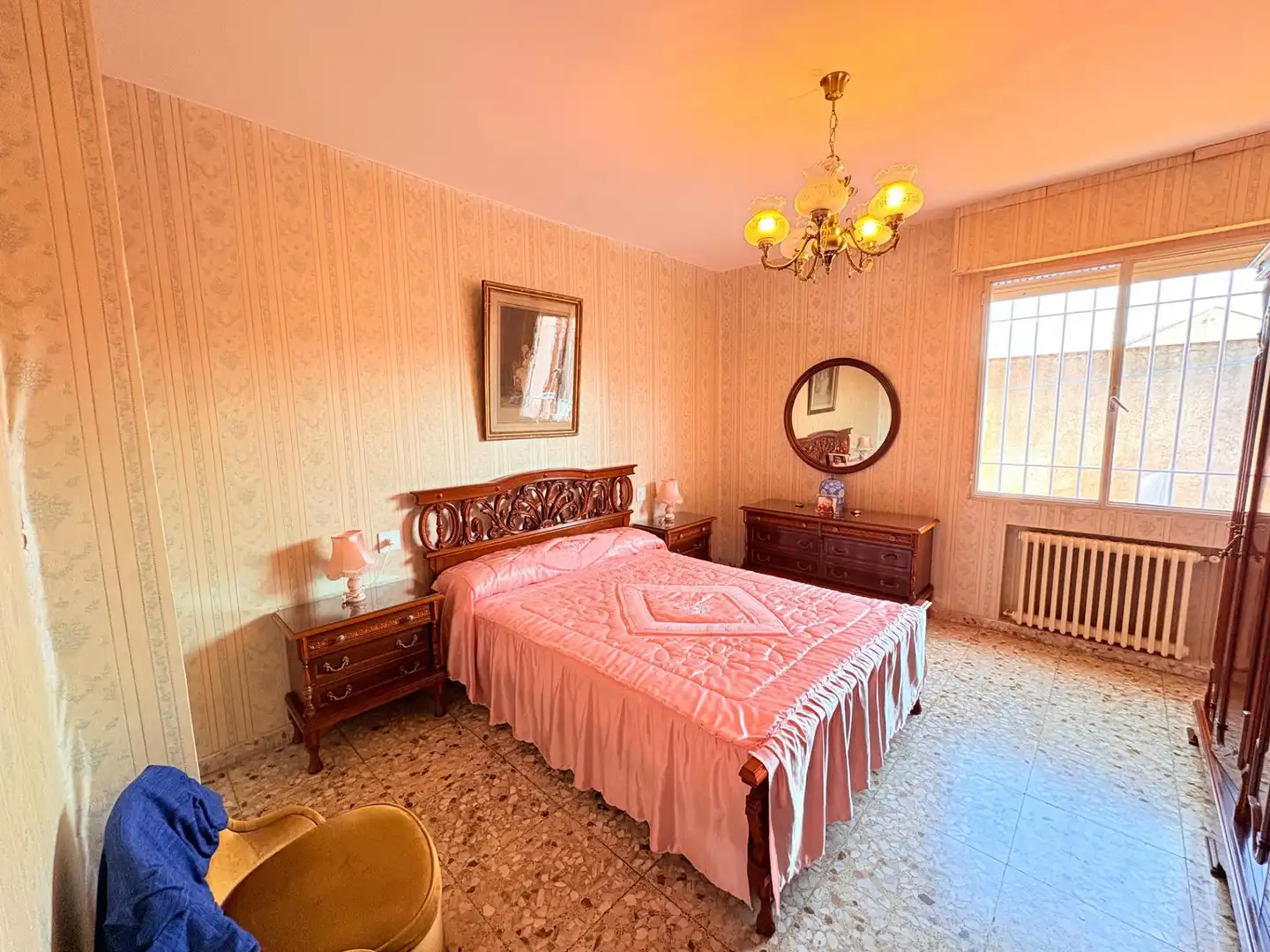 Habitación de Casa o chalet en venta en Ponferrada con Calefacción, Terraza y Amueblado