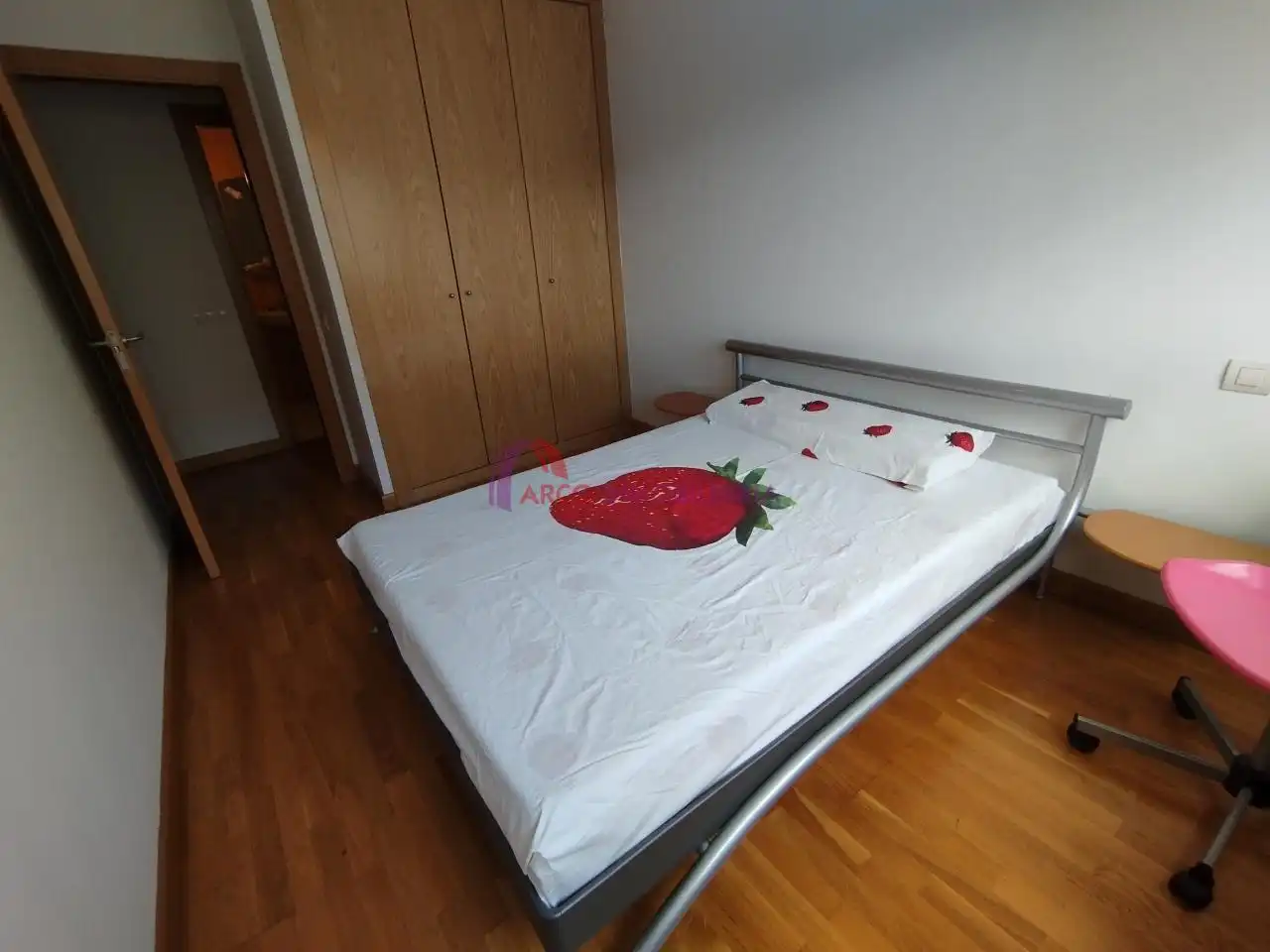 Dormitori de Pis en venda en Burgos amb Calefacció, Parquet i Traster