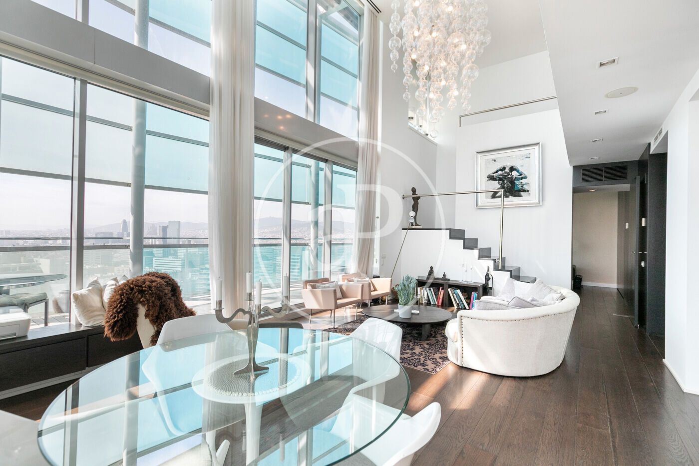 Sala de estar de Ático de alquiler en  Barcelona Capital con Aire acondicionado, Calefacción y Jardín privado