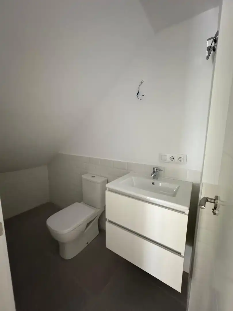 Bathroom of Duplexes for sale in Medina Sidonia