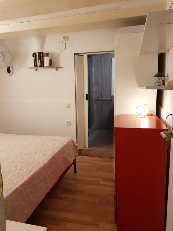 Ground floor for rent in calle dels Petons, Sant Pere, Sta. Caterina i la Ribera